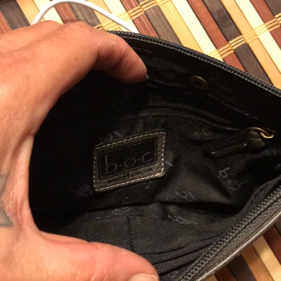 Gray wristlet wallet/ charger - Picture 3 of 3